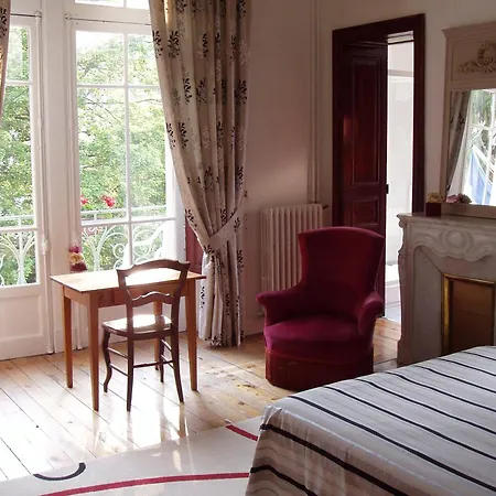 Castel De La Pique 3* Bagneres-de-Luchon
