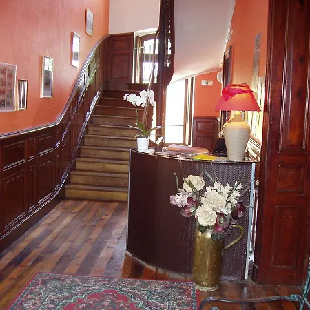 Bed & Breakfast Castel De La Pique